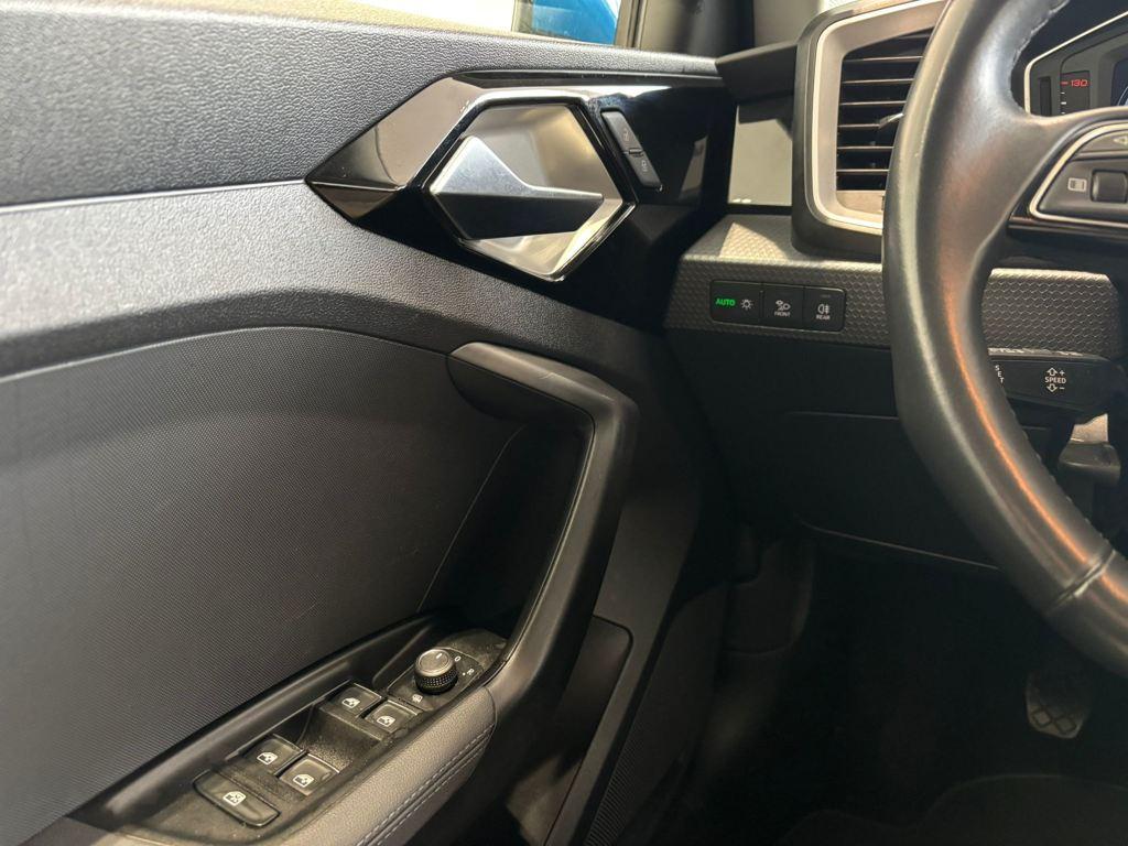 Audi A1 Sportback Adrenalin edition 30 TFSI 81 kW (110 CV) - 9