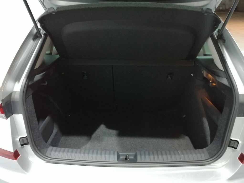 Skoda Kamiq 1.0 TSI Selection DSG 85 kW (115 CV) - 6