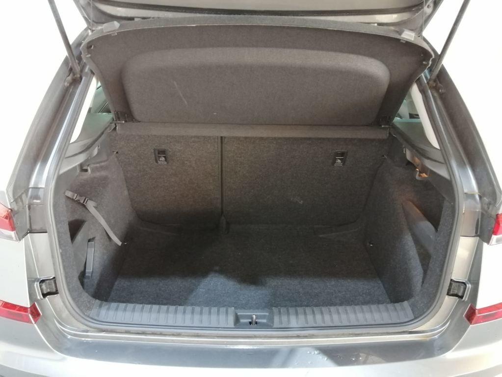 Skoda Kamiq 1.0 TSI Selection DSG 85 kW (115 CV) - 6