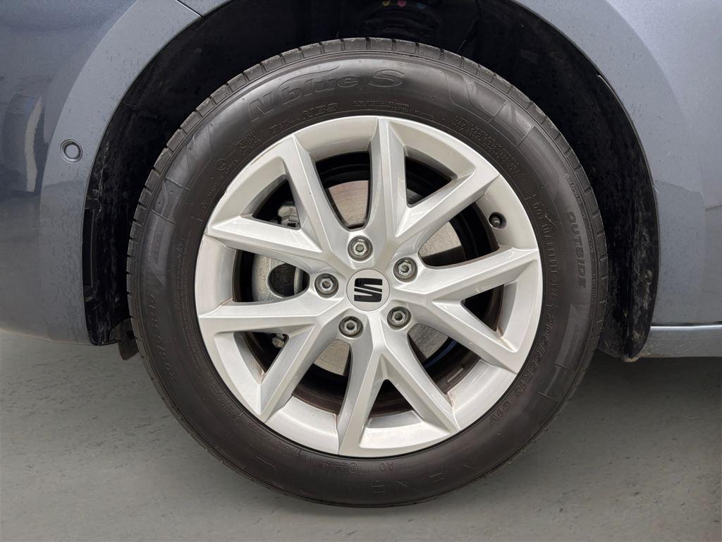 SEAT León 1.5 eTSI Style XS DSG 85 kW (116 CV) - 7