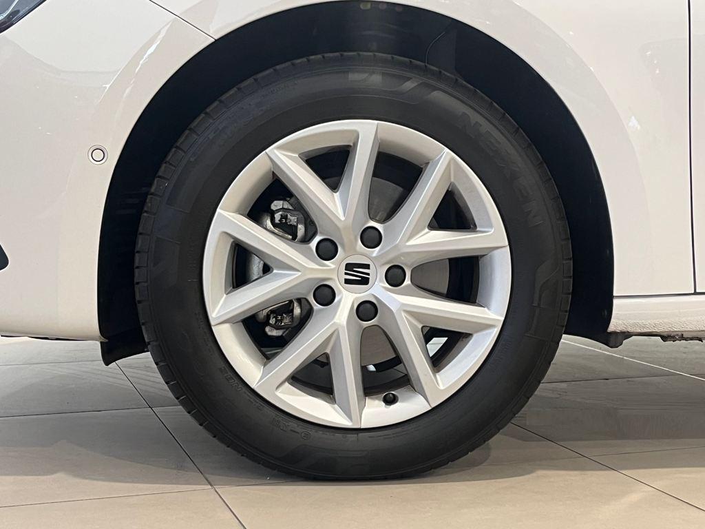 SEAT León 2.0 TDI S&S Style XS 85 kW (115 CV) - 7