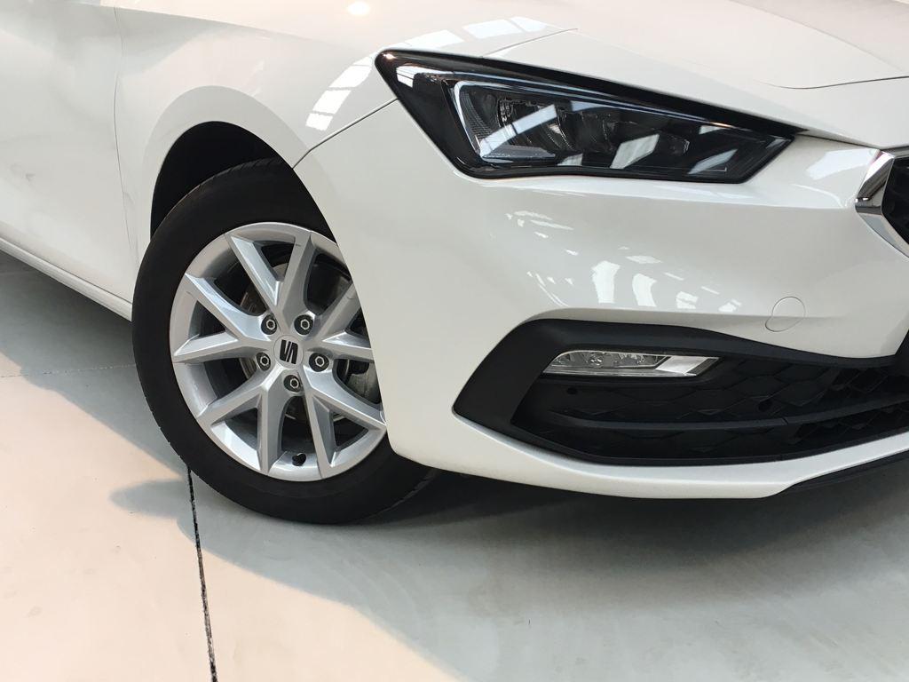 SEAT León 2.0 TDI S&S Style XS 85 kW (115 CV) - 9