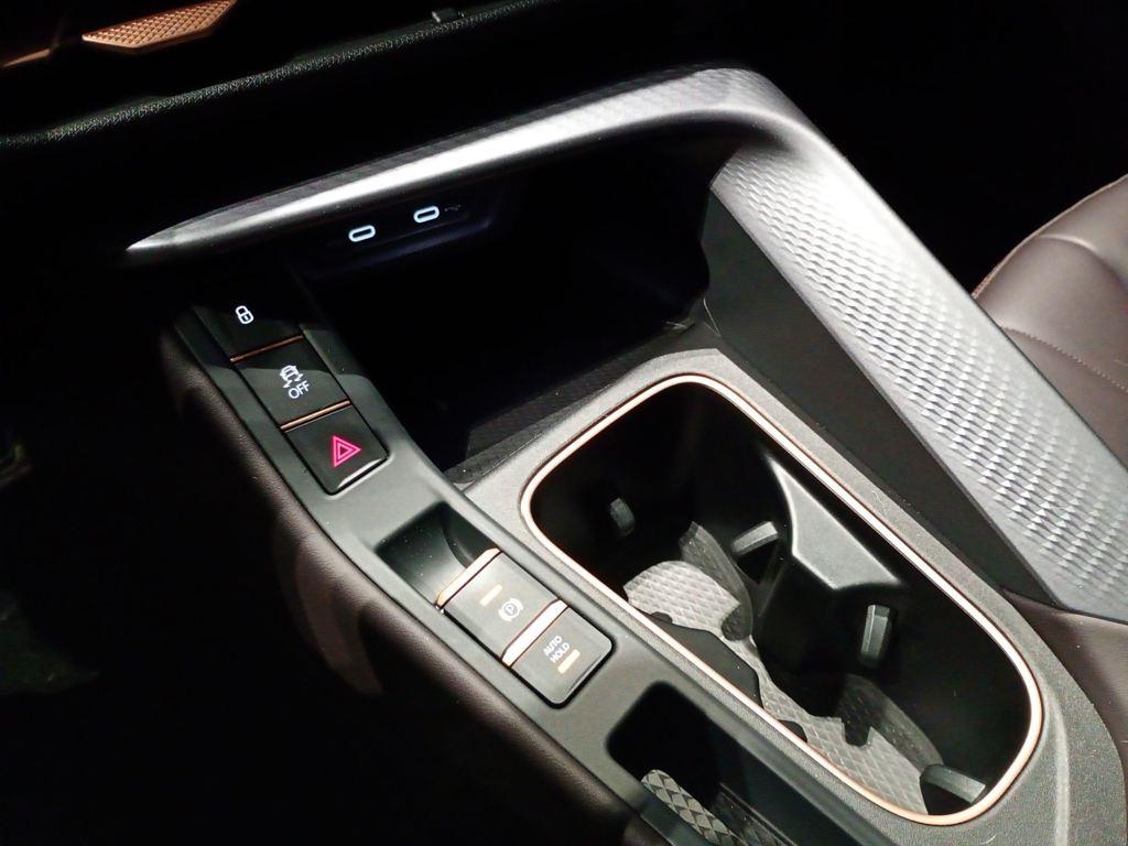 CUPRA Terramar 1.5 TSI e-Hybrid DSG 150 kW (204 CV) - 16