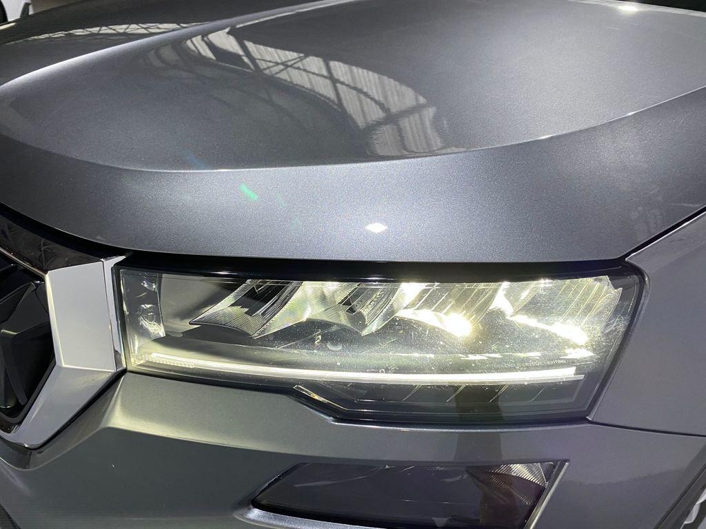 Skoda Karoq 1.5 TSI ACT Selection DSG 110 kW (150 CV) - 9