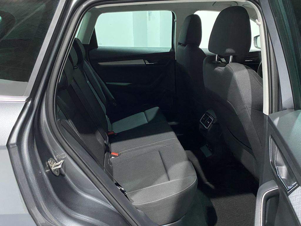 Skoda Karoq 1.5 TSI ACT Selection DSG 110 kW (150 CV) - 5