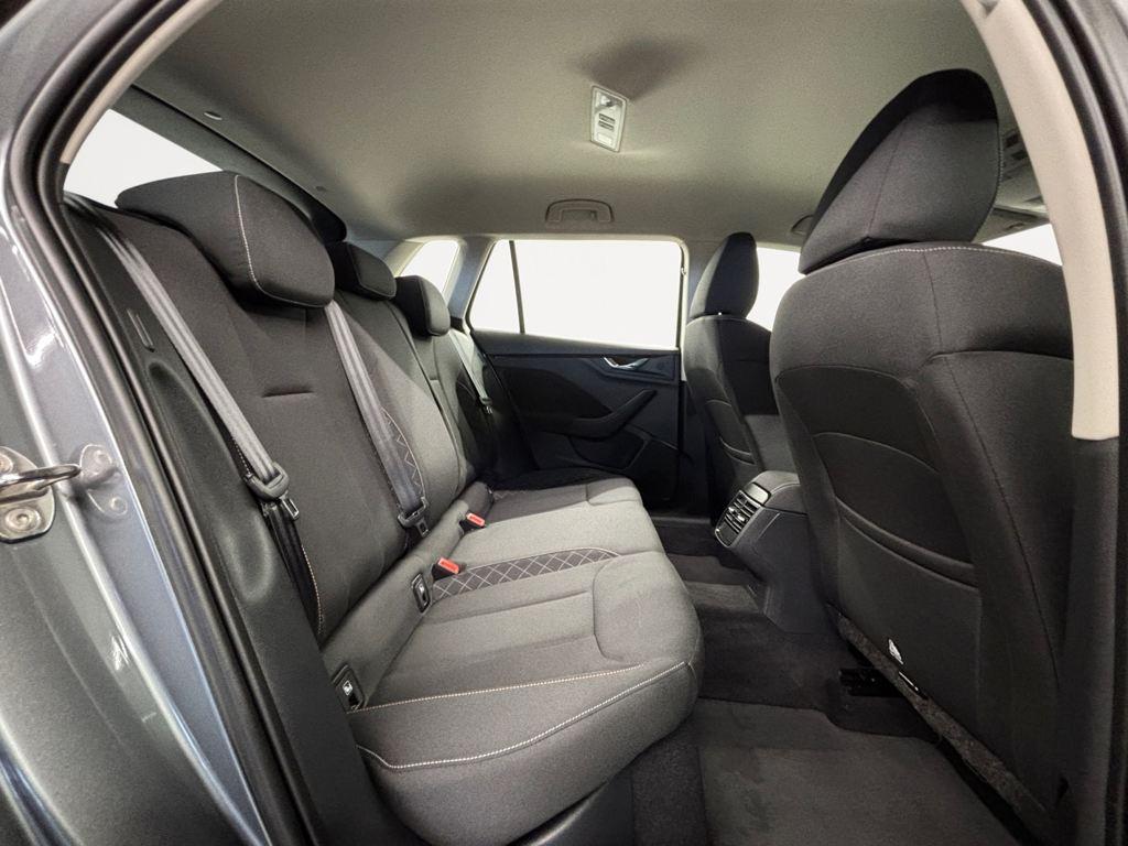 Skoda Kamiq 1.0 TSI Ambition 81 kW (110 CV) - 5