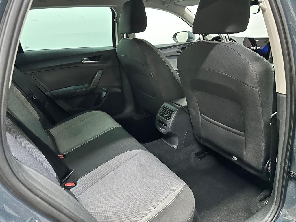 SEAT León 1.5 eTSI Style 25 Aniversario DSG 85 kW (116 CV) - 5