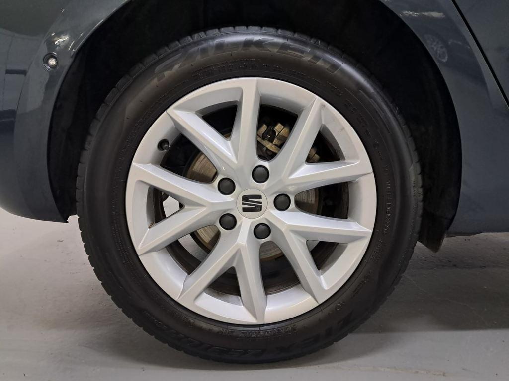 SEAT León 1.5 eTSI Style 25 Aniversario DSG 85 kW (116 CV) - 7