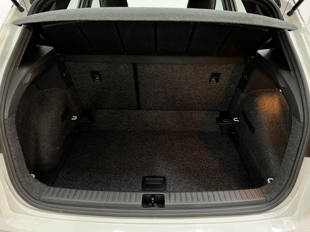 SEAT Arona 1.0 TSI S&S Xperience XM 85 kW (115 CV) - 6