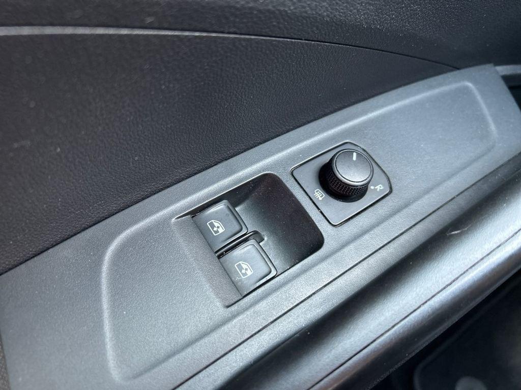 Skoda Fabia 1.0 TSI Active 70 kW (95 CV) - 11