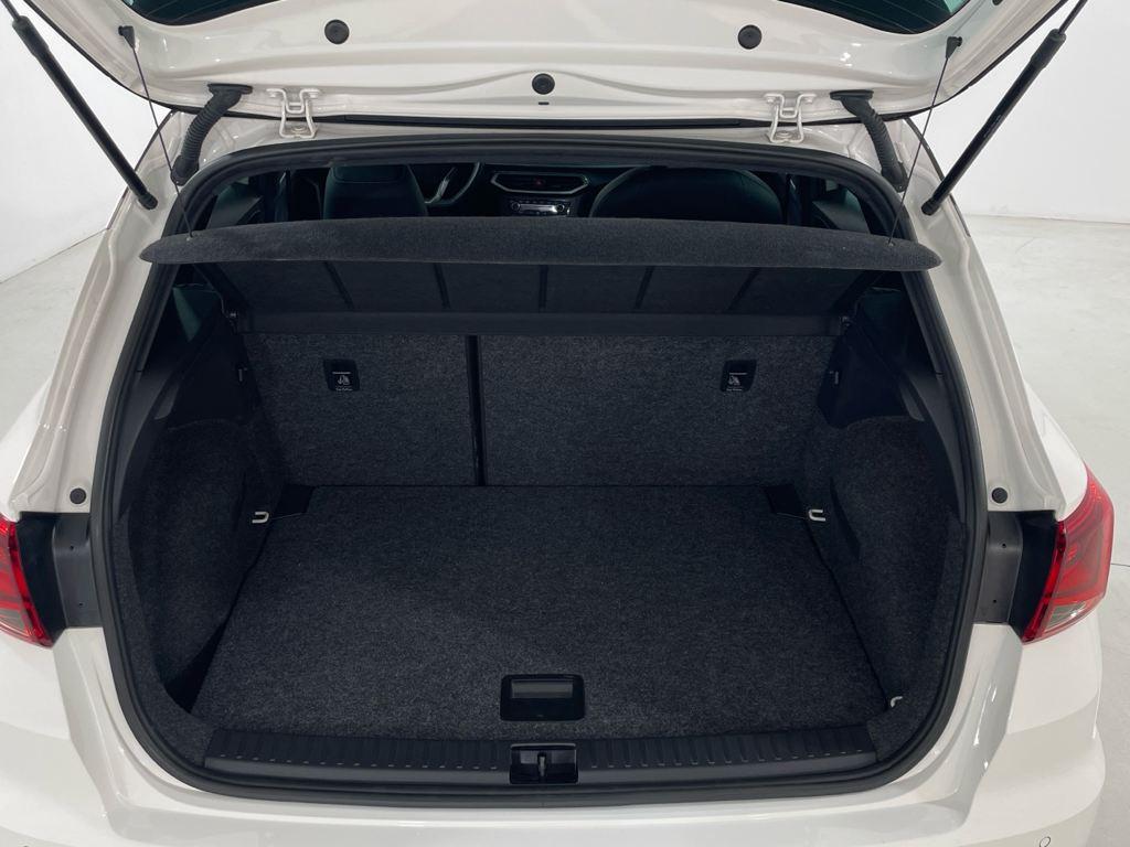 SEAT Arona 1.0 TSI S&S Xperience XM 85 kW (115 CV) - 6