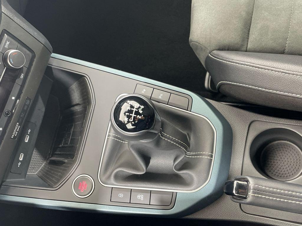 SEAT Arona 1.0 TSI S&S Xperience XM 85 kW (115 CV) - 18