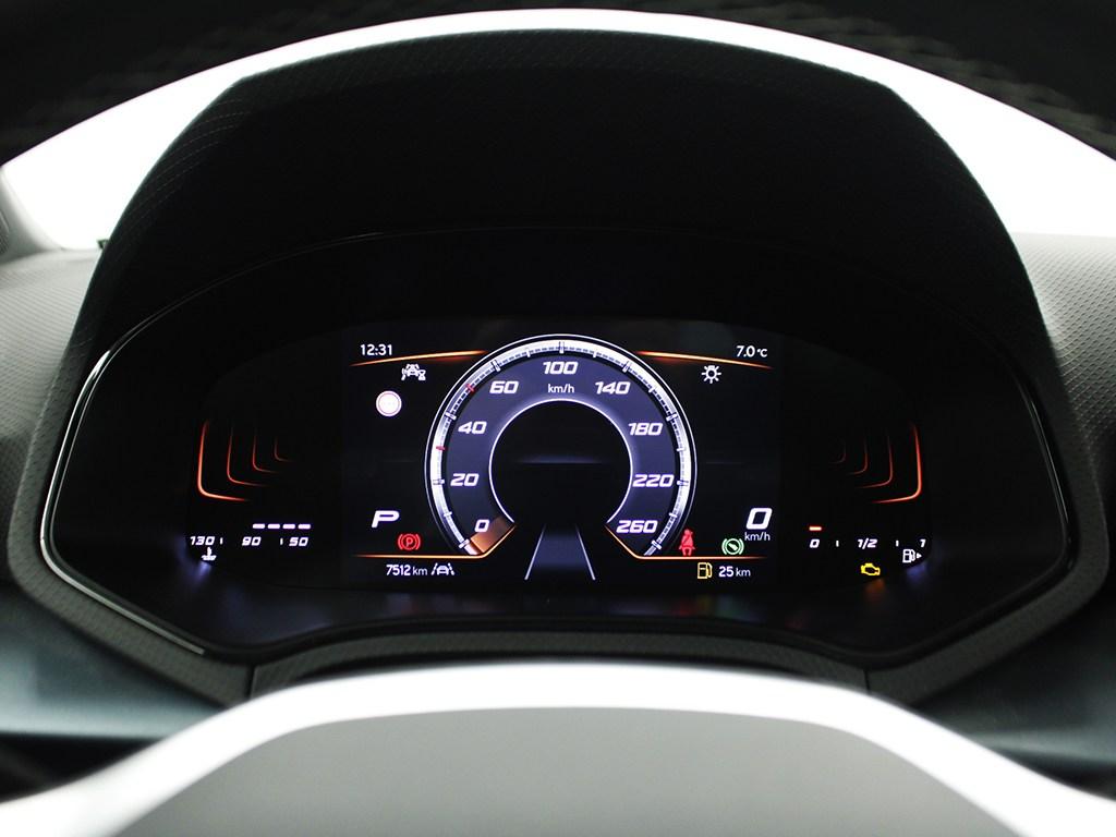 SEAT Arona 1.0 TSI S&S Xperience DSG 85 kW (115 CV) - 8