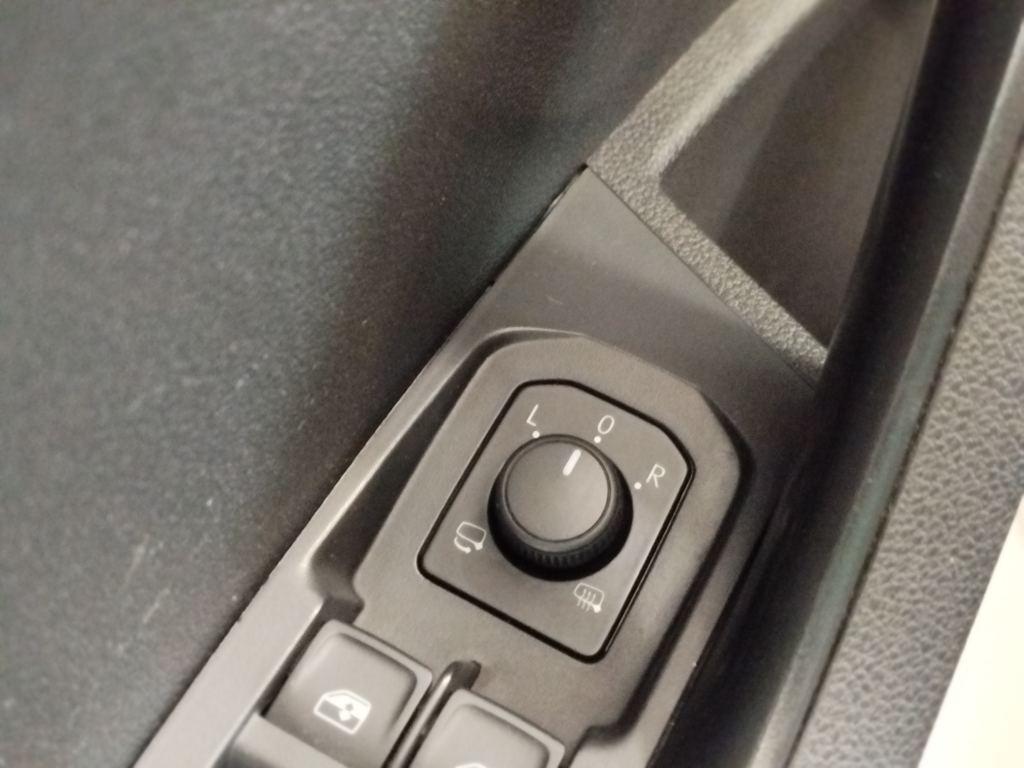 Skoda Karoq 1.5 TSI ACT Ambition DSG 110 kW (150 CV) - 9