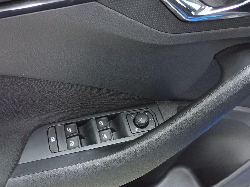 Skoda Kamiq 1.0 TSI Ambition 81 kW (110 CV) - 10