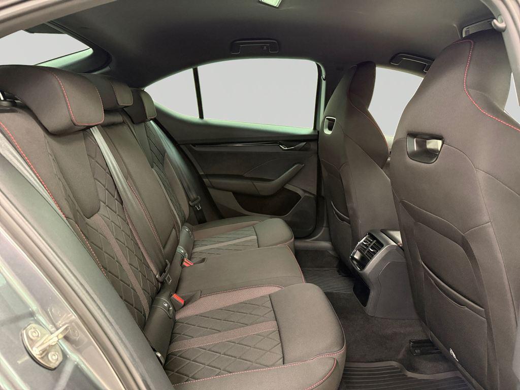 Skoda Octavia 2.0 TSI RS DSG 180 kW (245 CV) - 5