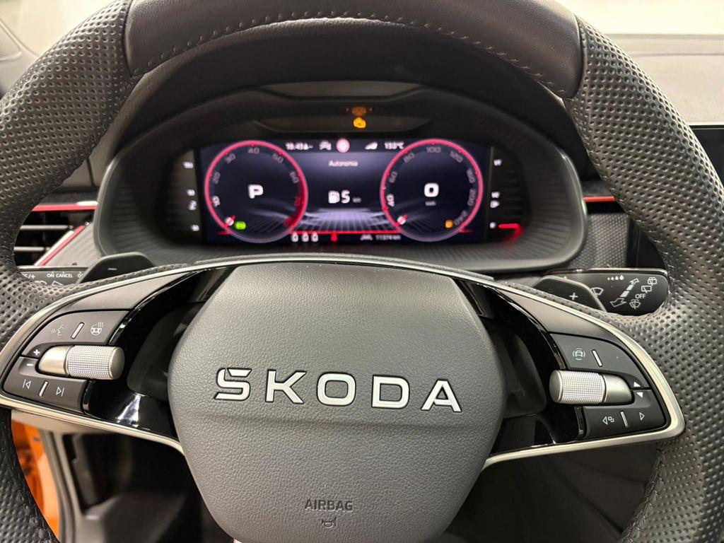 Skoda Kamiq 1.5 TSI Monte Carlo DSG 110 kW (150 CV) - 14