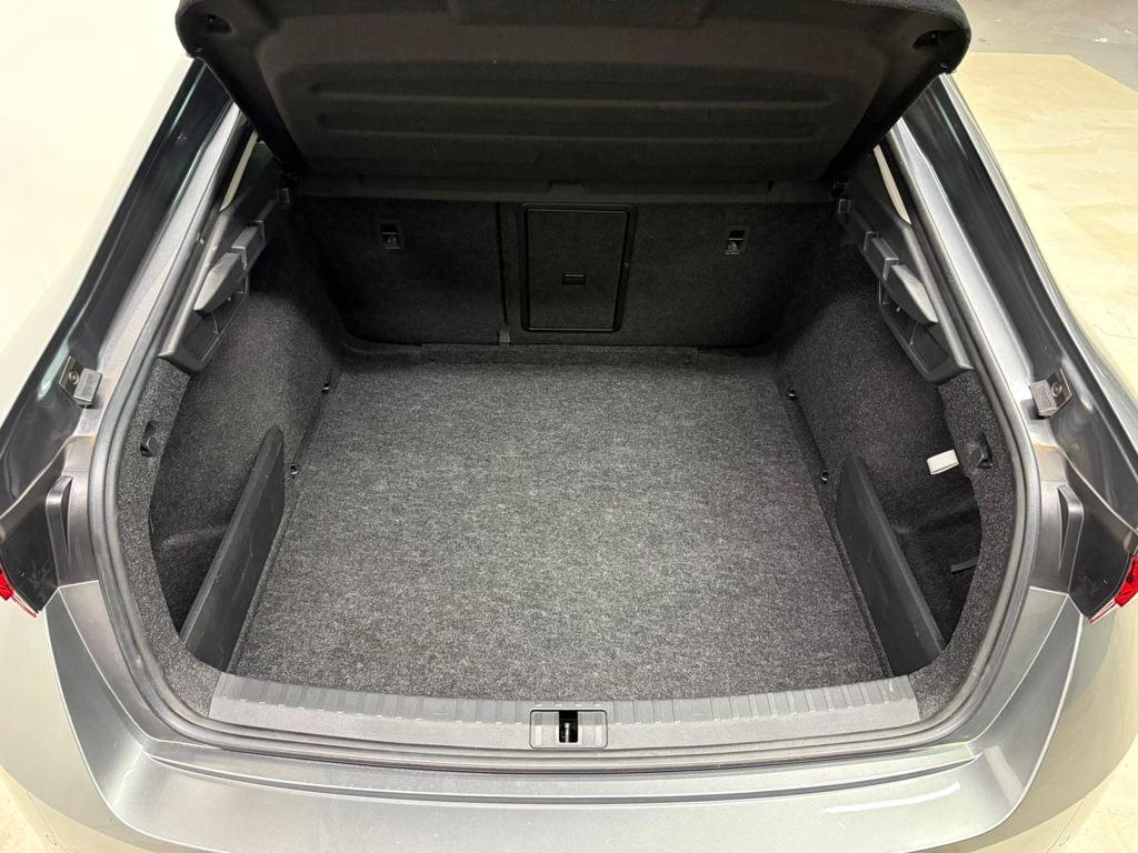 Skoda Octavia 1.5 TSI m-HEV Design DSG 110 kW (150 CV) - 6