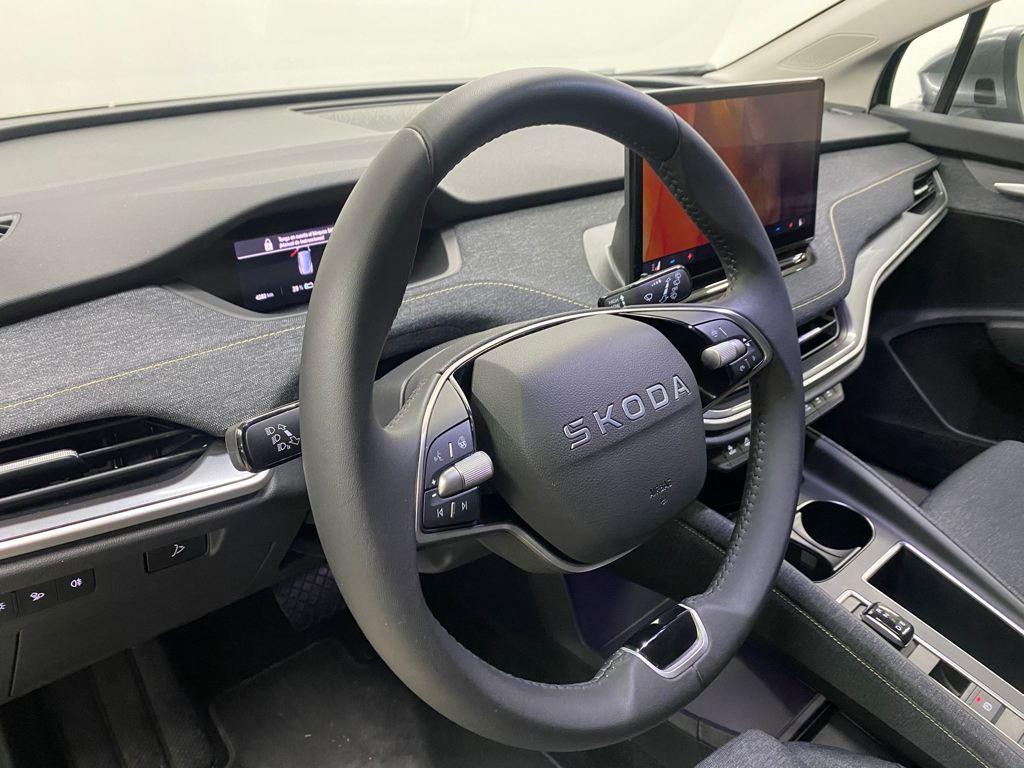 Skoda Elroq 60 63 kWh 150 kW (204 CV) - 10