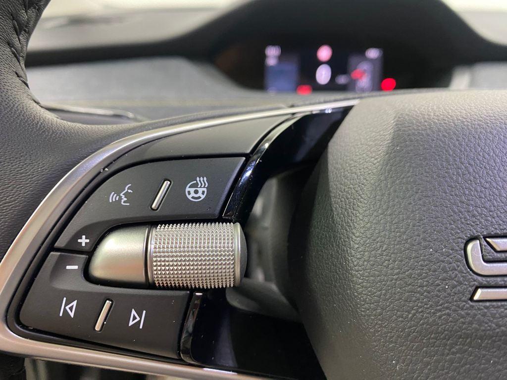 Skoda Elroq 60 63 kWh 150 kW (204 CV) - 11