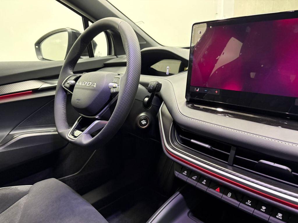 Skoda Elroq Sportline 60 63 kWh 150 kW (204 CV) - 9