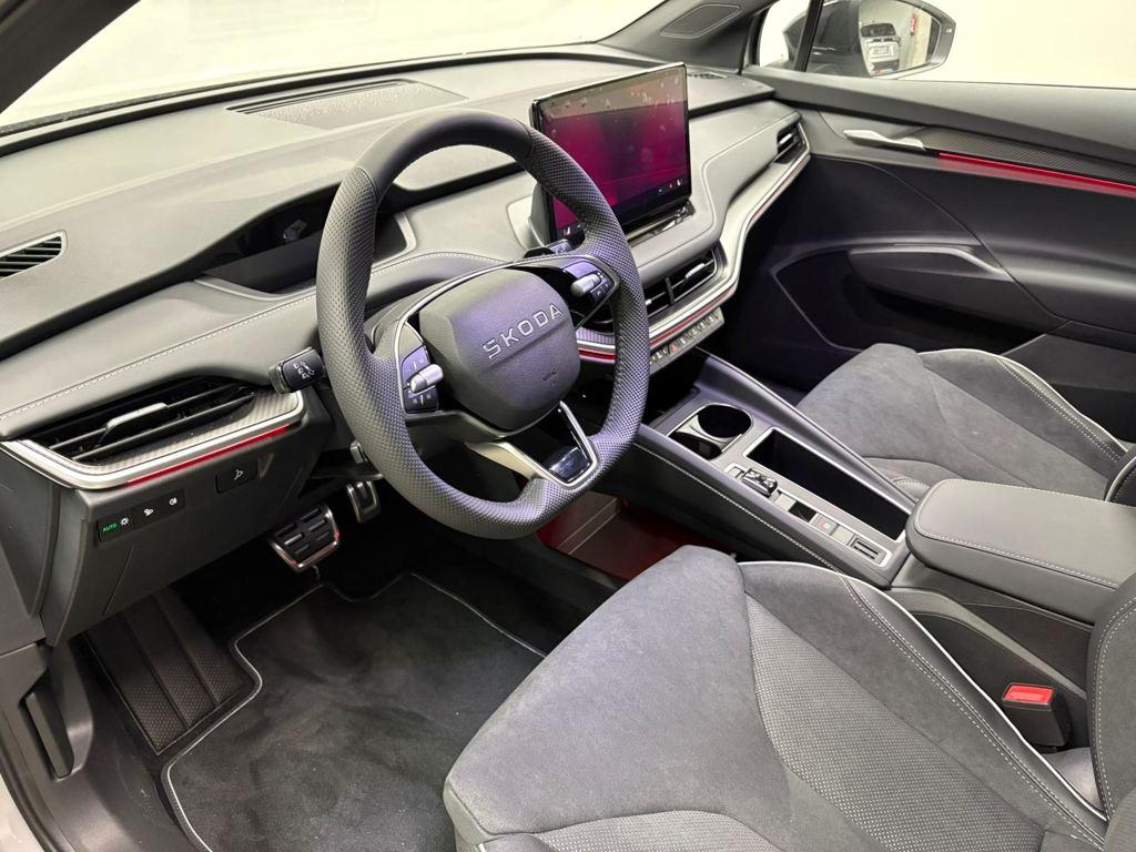 Skoda Elroq Sportline 60 63 kWh 150 kW (204 CV) - 10