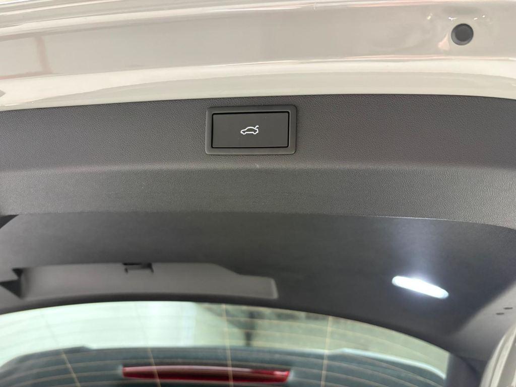 Skoda Elroq Sportline 60 63 kWh 150 kW (204 CV) - 19