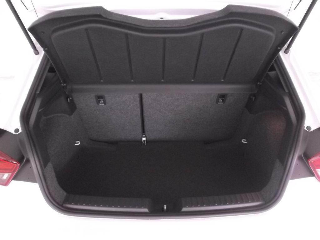 SEAT Ibiza 1.0 MPI Style Salta 59 kW (80 CV) - 6