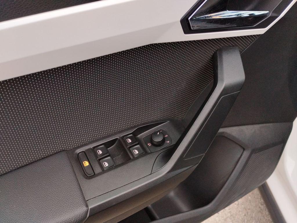 SEAT Arona 1.0 TSI Xcellence Go2 81 kW (110 CV) - 8