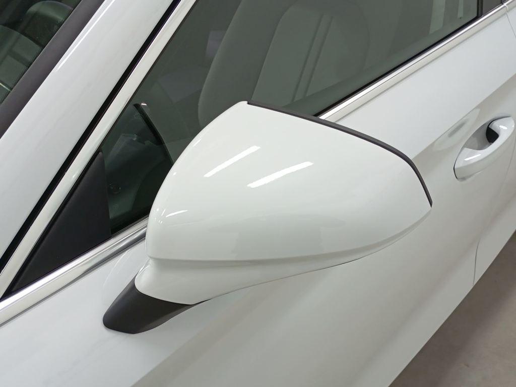 SEAT León 2.0 TDI S&S Style XS 85 kW (115 CV) - 9