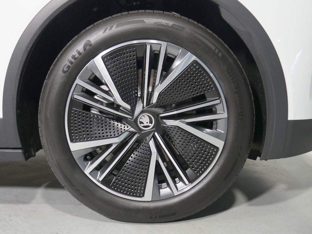 Skoda Elroq 85 82 kWh 210 kW (286 CV) - 7