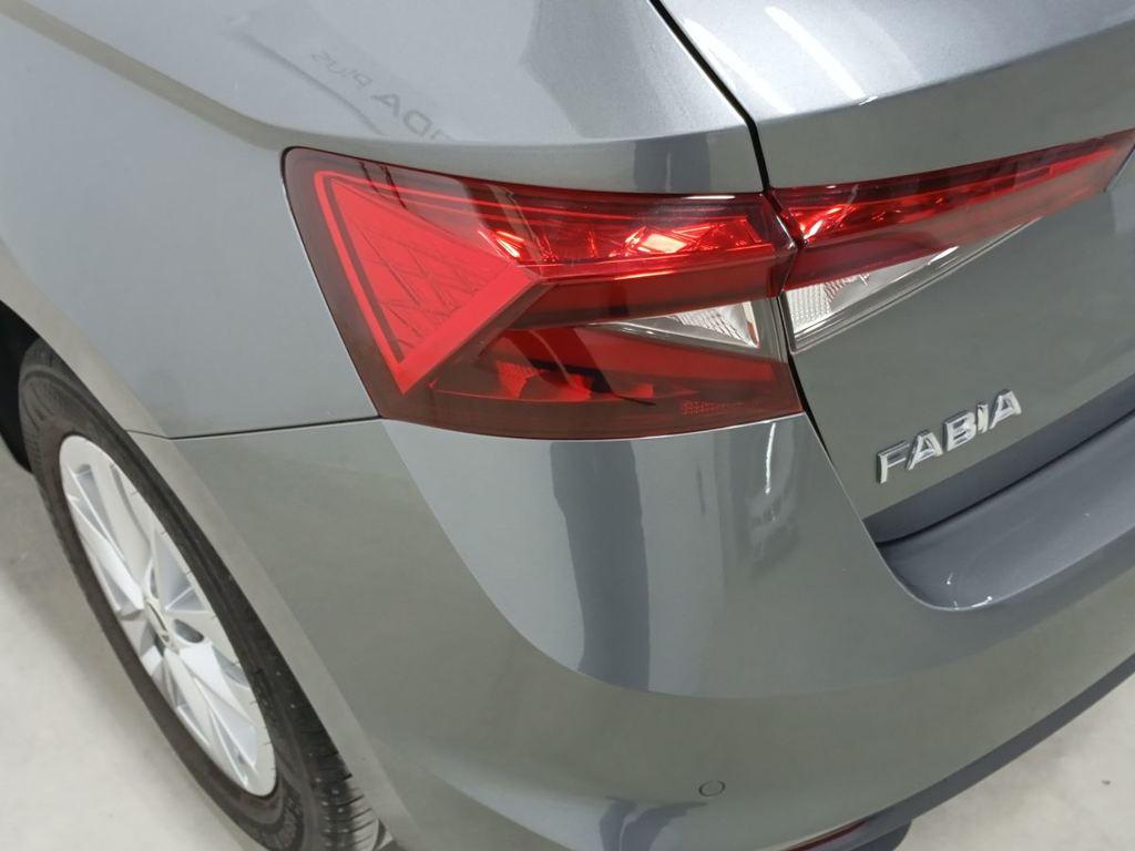 Skoda Fabia 1.0 TSI Selection 85 kW (115 CV) - 8