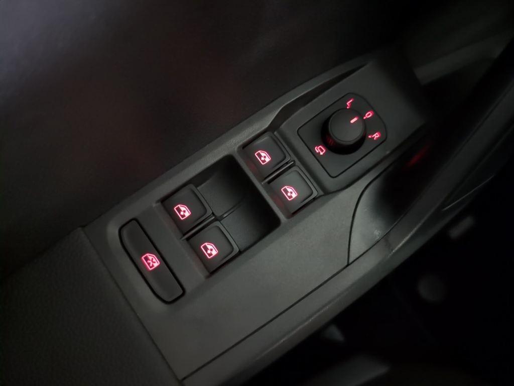 SEAT Arona 1.0 TSI Style Special Edition 85 kW (115 CV) - 16