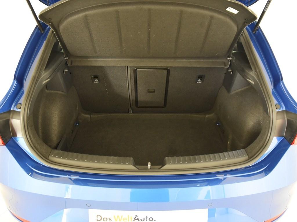 SEAT León 1.0 eTSI S&S FR 25 Aniversario DSG 81 kW (110 CV) - 6