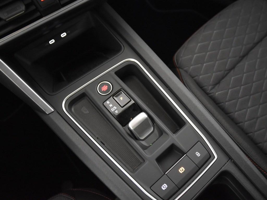 SEAT León 1.0 eTSI S&S FR 25 Aniversario DSG 81 kW (110 CV) - 11