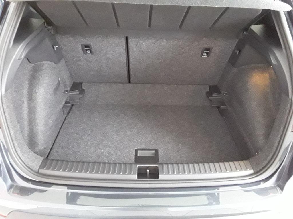 SEAT Arona 1.0 TSI FR XM DSG 85 kW (115 CV) - 6