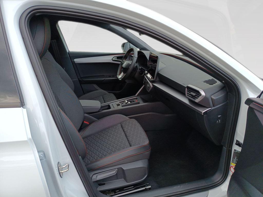 SEAT León 1.5 TSI e-Hybrid FR XM DSG 150 kW (204 CV) - 4