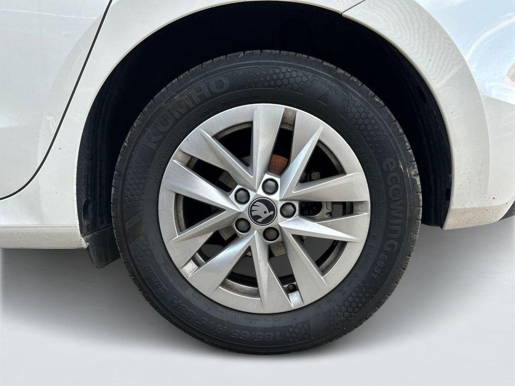 Skoda Fabia 1.0 MPI Essence 59 kW (80 CV) - 7