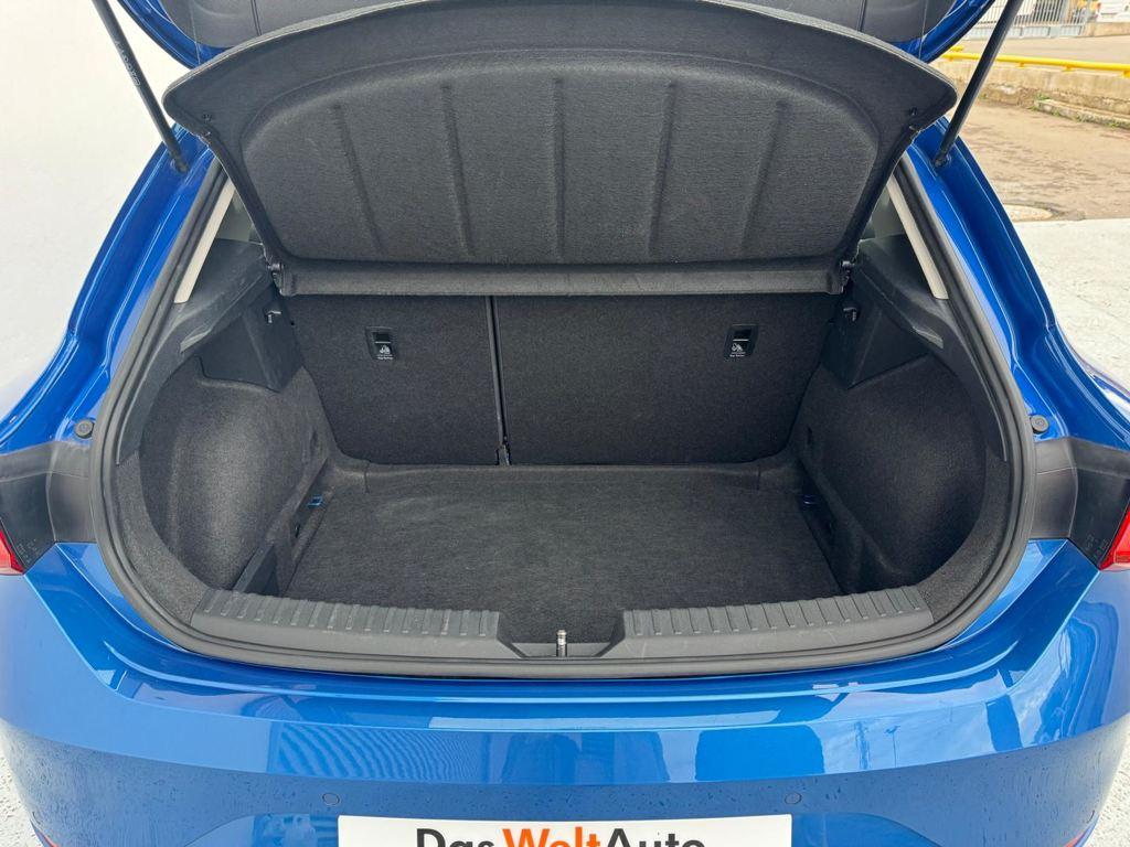 SEAT León 1.5 TSI S&S Style 25 Aniversario 85 kW (116 CV) - 6
