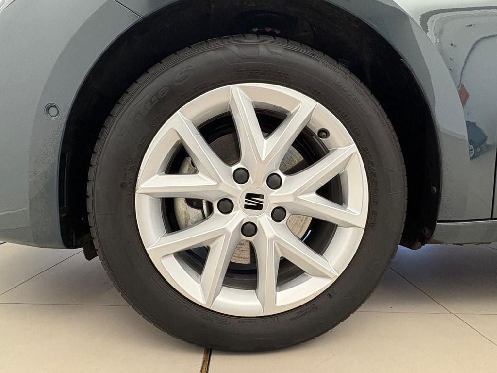 SEAT León 1.5 TSI S&S Style 25 Aniversario 85 kW (116 CV) - 7