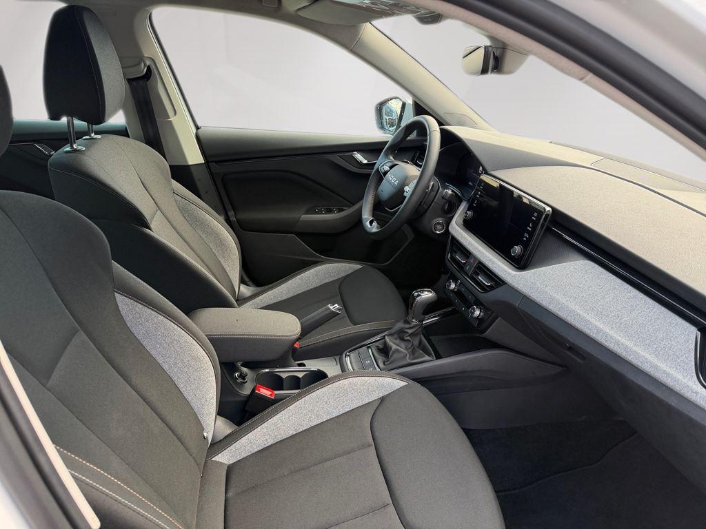 Skoda Kamiq 1.0 TSI Selection DSG 85 kW (115 CV) - 4