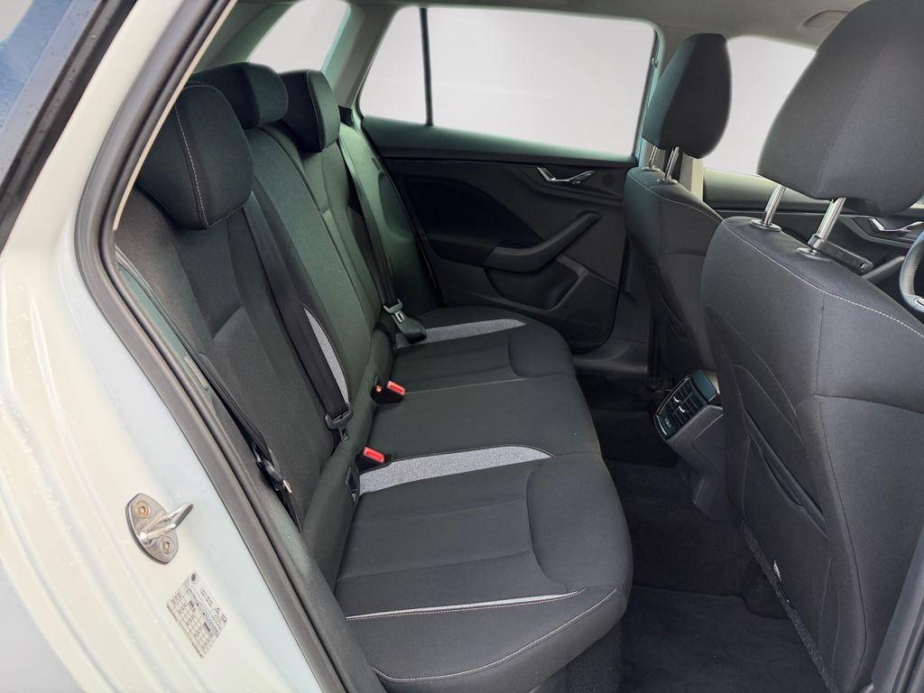 Skoda Kamiq 1.0 TSI Selection DSG 85 kW (115 CV) - 5