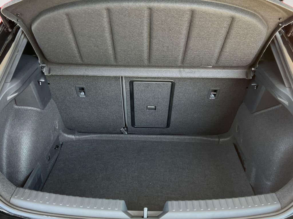 SEAT León 1.5 TSI S&S FR 25 Aniversario 85 kW (116 CV) - 6