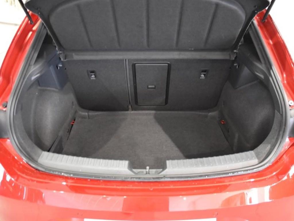 SEAT León 1.5 TSI S&S FR Launch Pack L 110 kW (150 CV) - 6