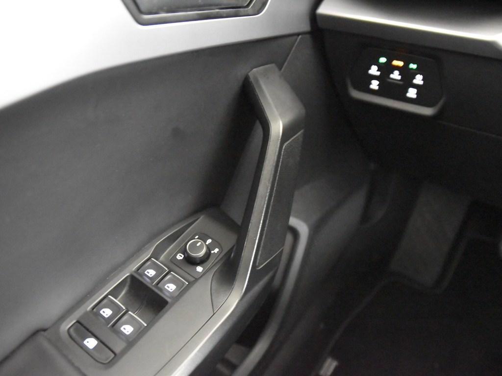 SEAT León 1.5 TSI S&S FR Launch Pack L 110 kW (150 CV) - 16