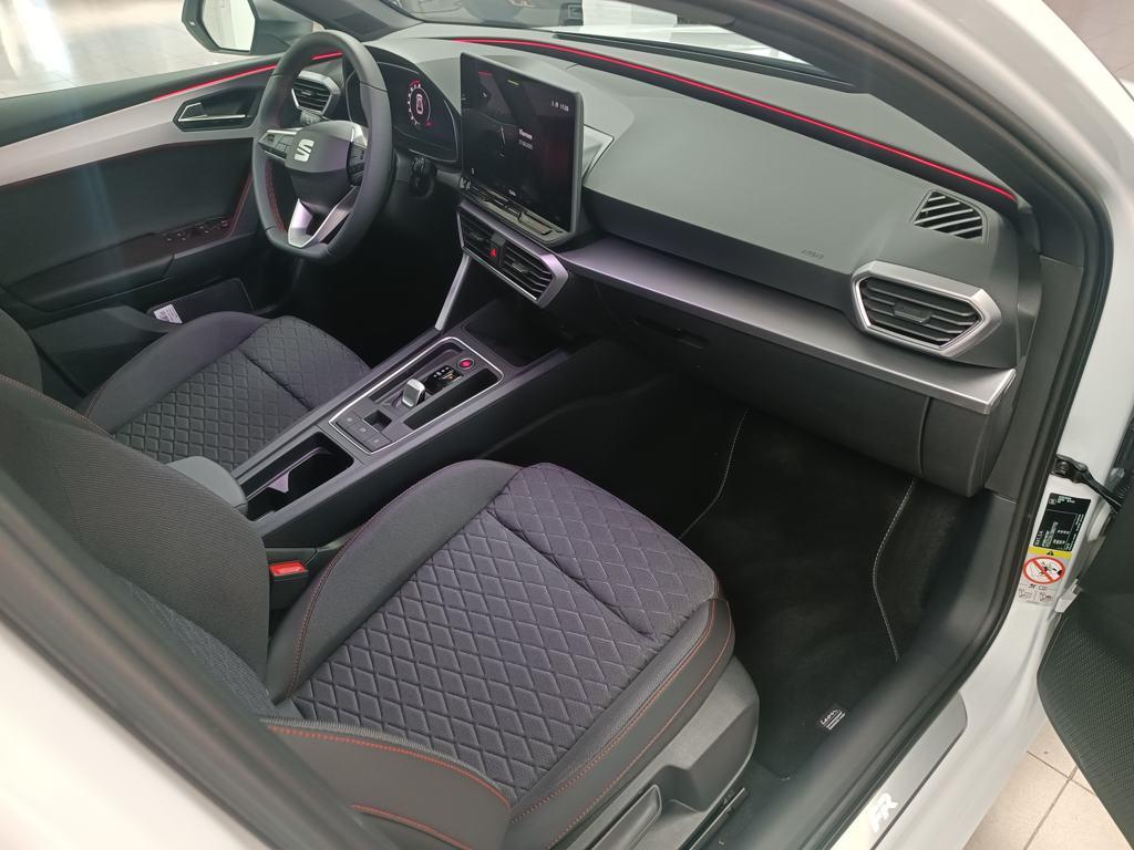 SEAT León 1.5 TSI e-Hybrid FR XM DSG 150 kW (204 CV) - 4