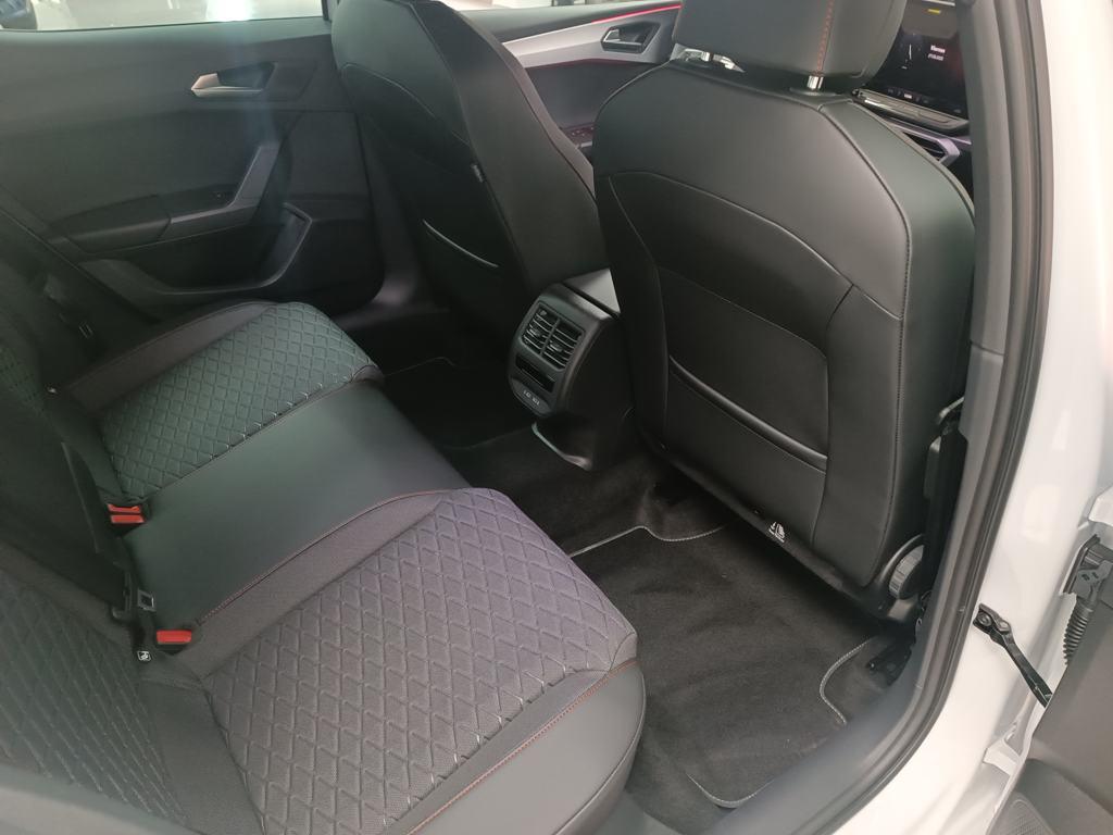 SEAT León 1.5 TSI e-Hybrid FR XM DSG 150 kW (204 CV) - 8