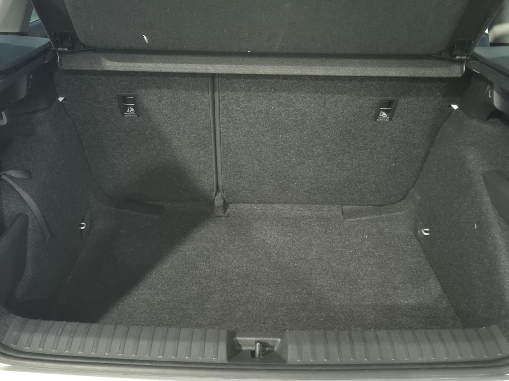 Skoda Kamiq 1.0 TSI Selection DSG 85 kW (115 CV) - 6