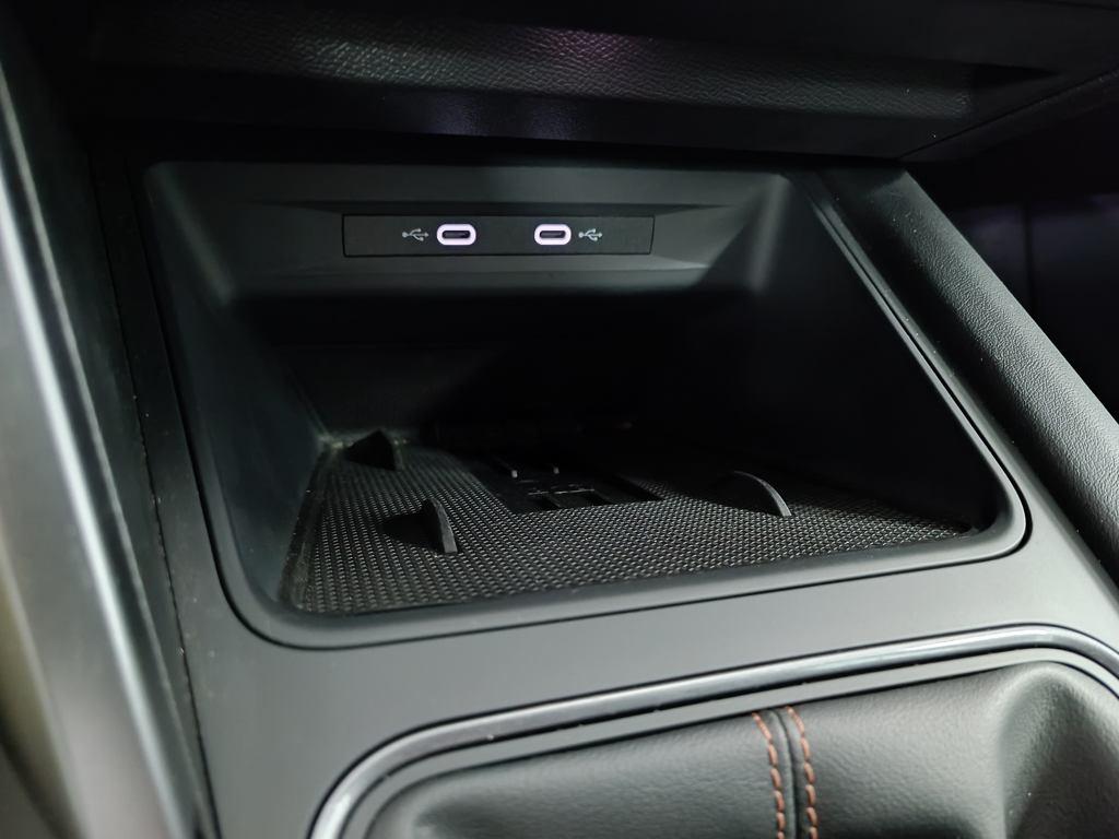 CUPRA Leon Sportstourer 1.5 TSI 110 kW (150 CV) - 17