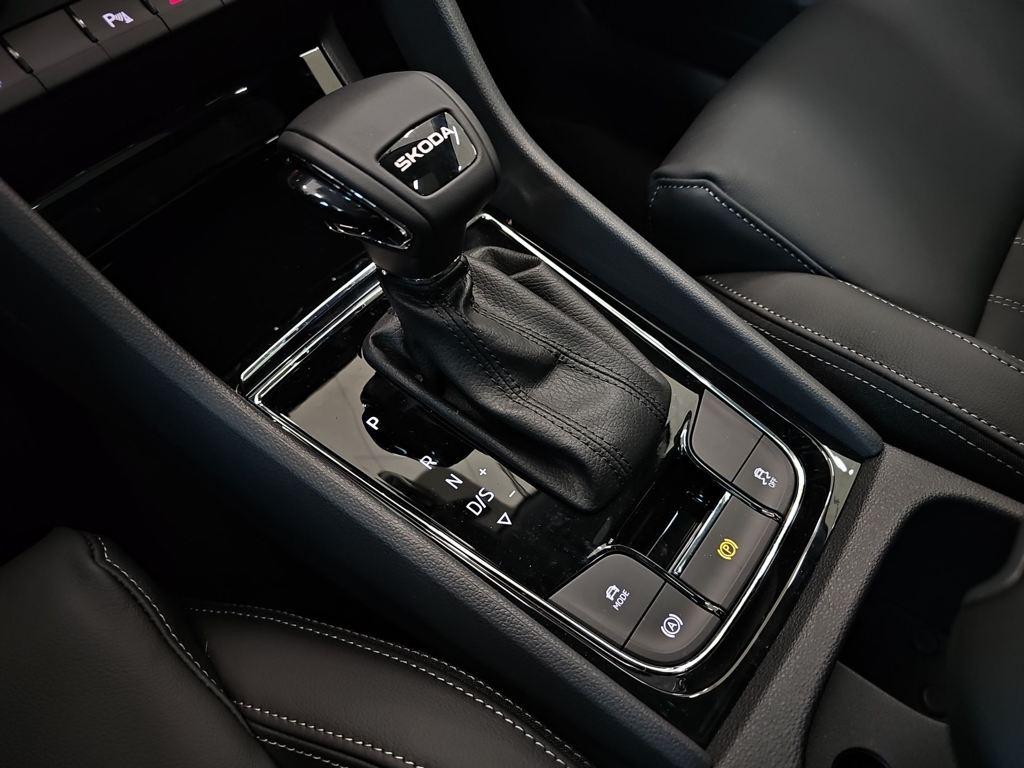 Skoda Karoq 1.5 TSI ACT Plus DSG 110 kW (150 CV) - 14
